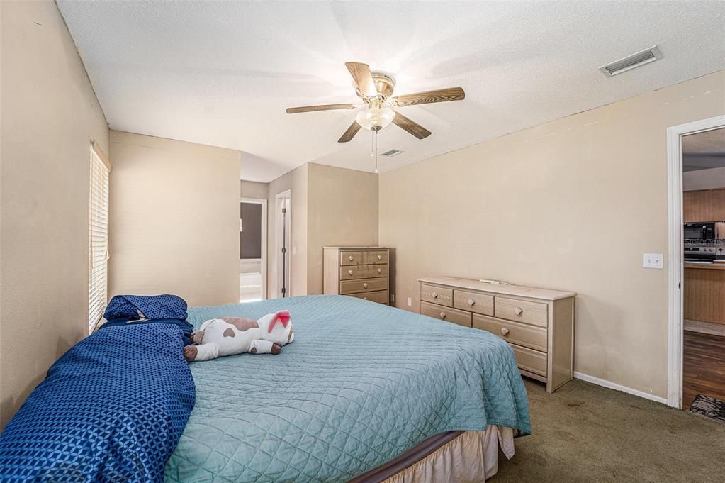 待售: $625,000 (3 贝兹, 2 浴室, 1764 平方英尺)