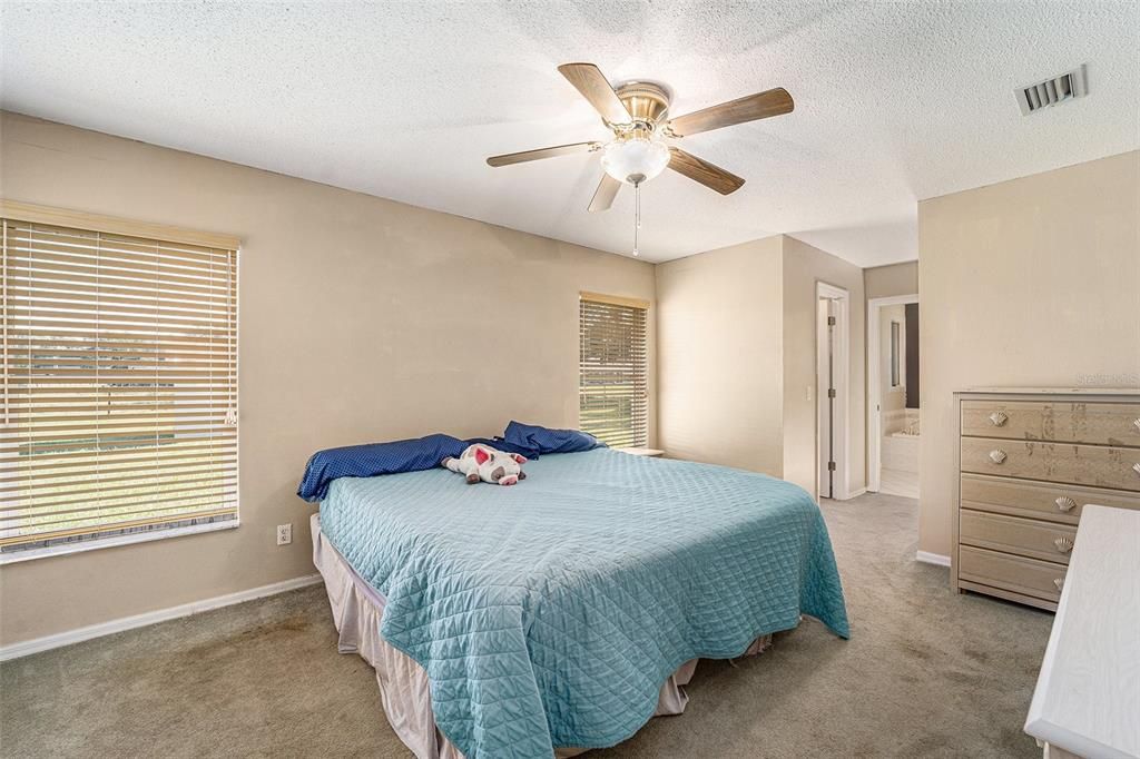 待售: $625,000 (3 贝兹, 2 浴室, 1764 平方英尺)