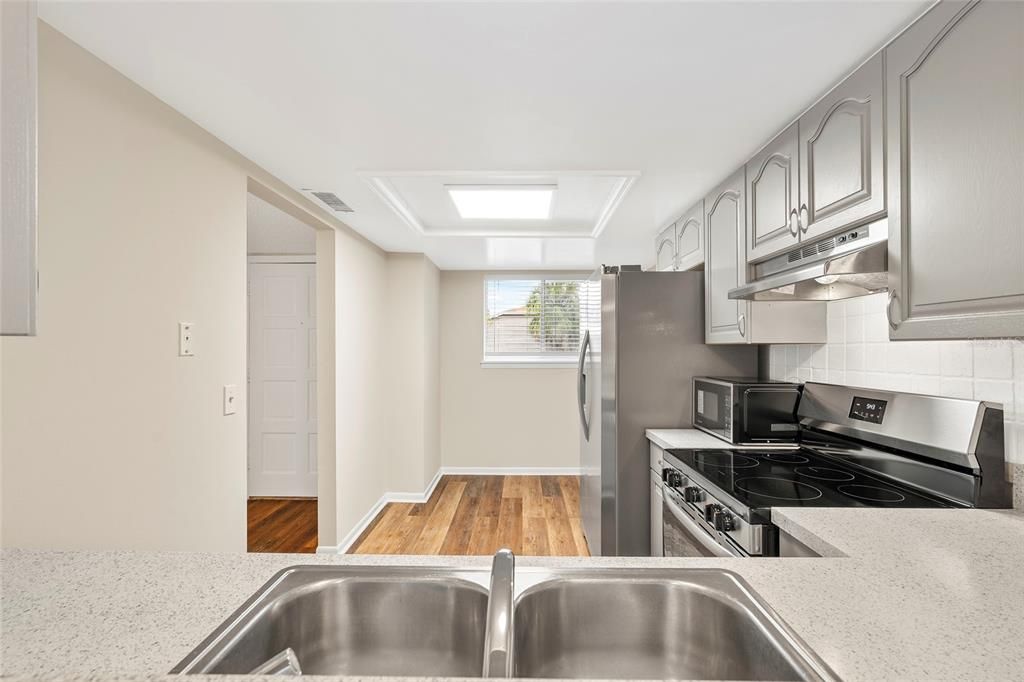 En Renta: $1,595 (2 camas, 2 baños, 1068 Pies cuadrados)