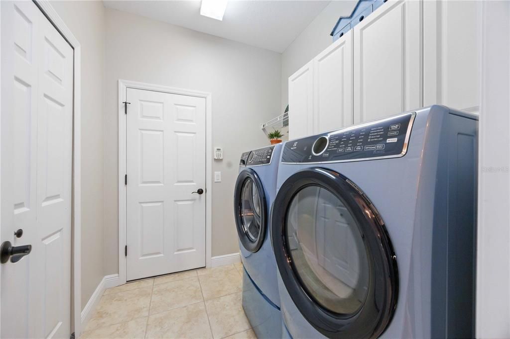 待售: $699,000 (2 贝兹, 2 浴室, 2134 平方英尺)