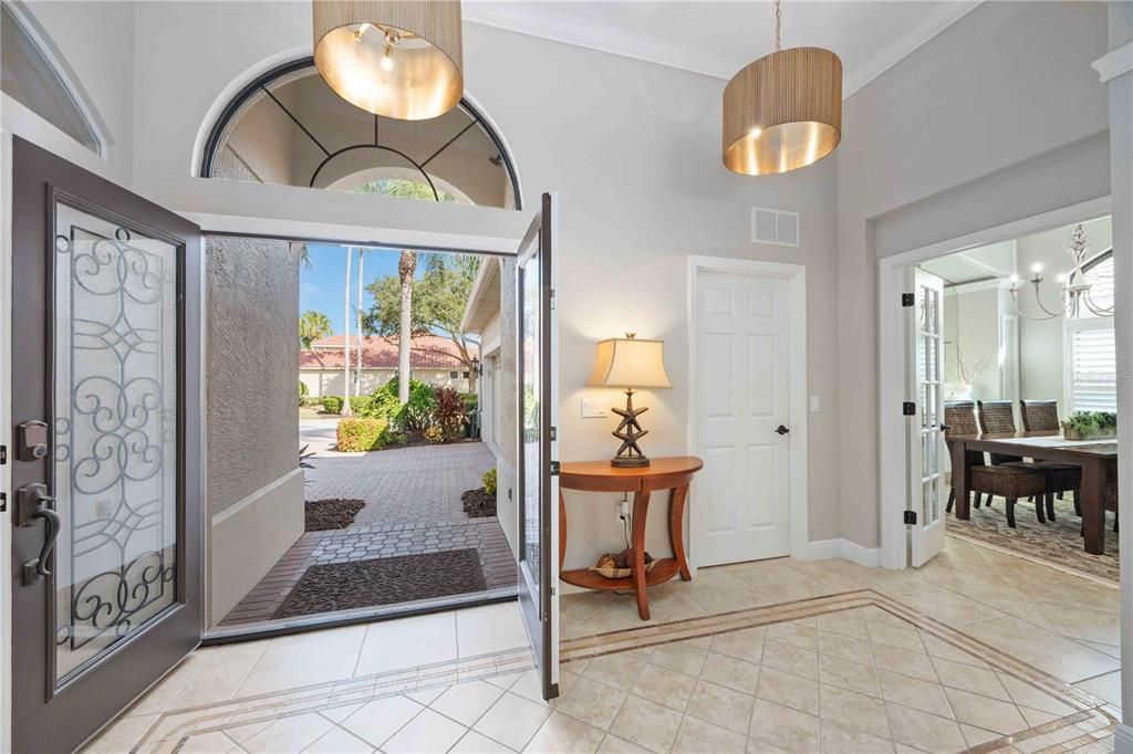 待售: $699,000 (2 贝兹, 2 浴室, 2134 平方英尺)