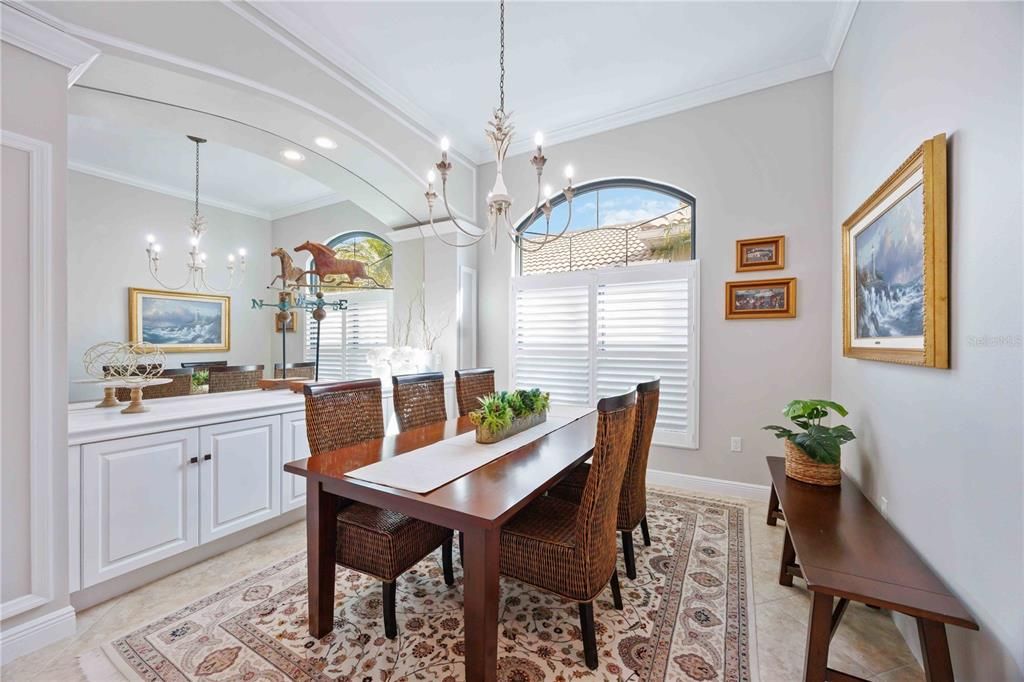 待售: $699,000 (2 贝兹, 2 浴室, 2134 平方英尺)