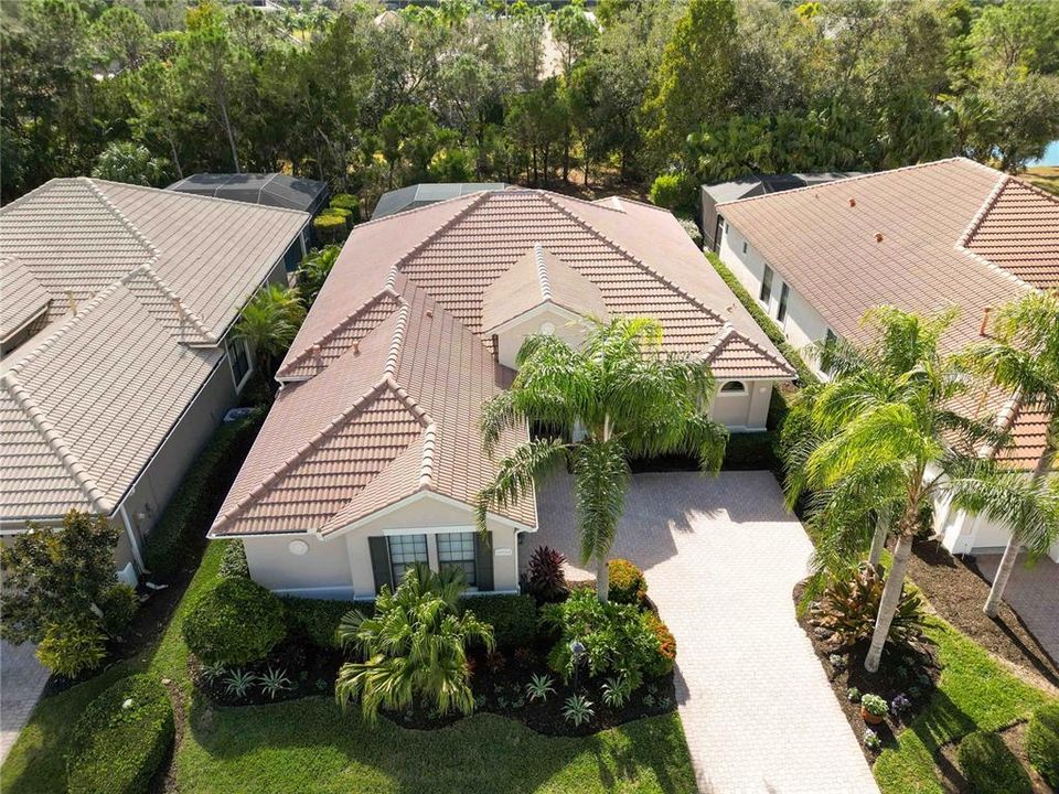 待售: $699,000 (2 贝兹, 2 浴室, 2134 平方英尺)