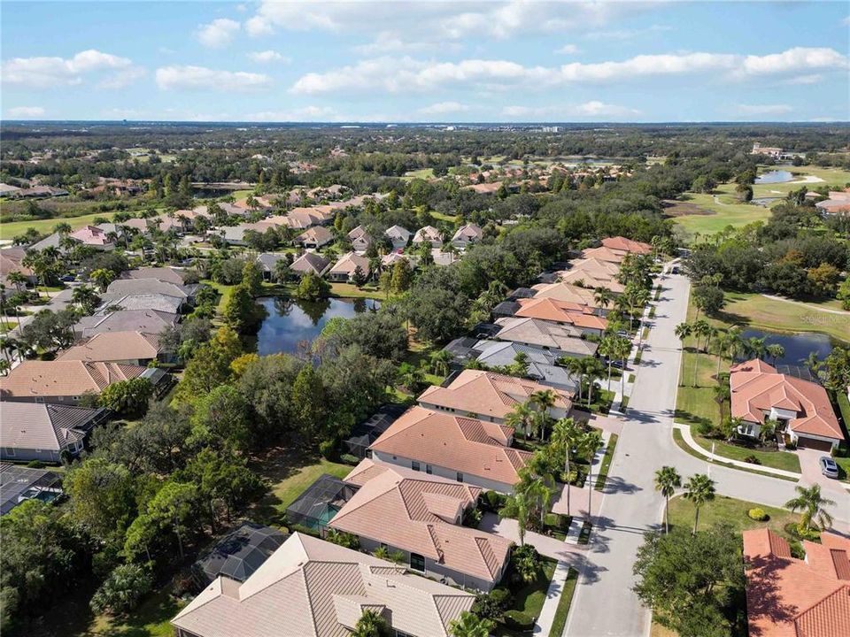 待售: $699,000 (2 贝兹, 2 浴室, 2134 平方英尺)