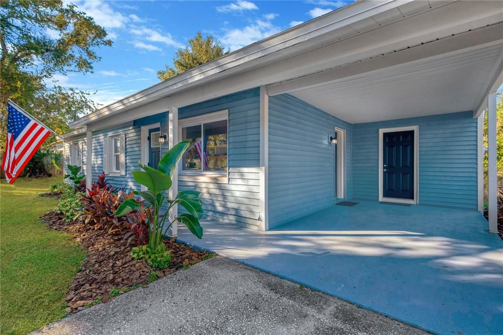 合同活跃: $329,900 (3 贝兹, 2 浴室, 1040 平方英尺)