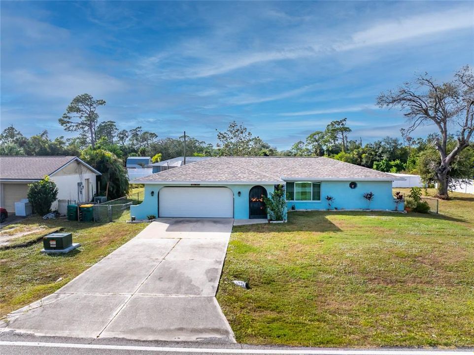 For Sale: $250,000 (2 beds, 2 baths, 1578 Square Feet)