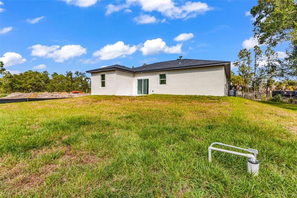 For Rent: $2,200 (3 beds, 2 baths, 1470 Square Feet)