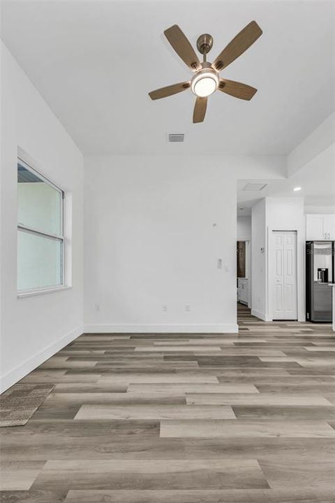 For Rent: $2,200 (3 beds, 2 baths, 1470 Square Feet)