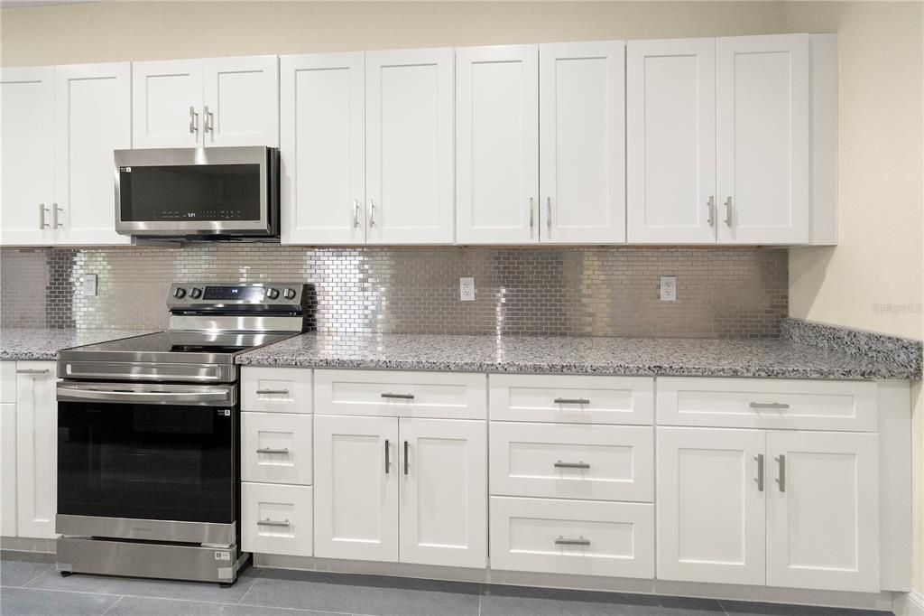 待售: $409,000 (3 贝兹, 2 浴室, 1792 平方英尺)