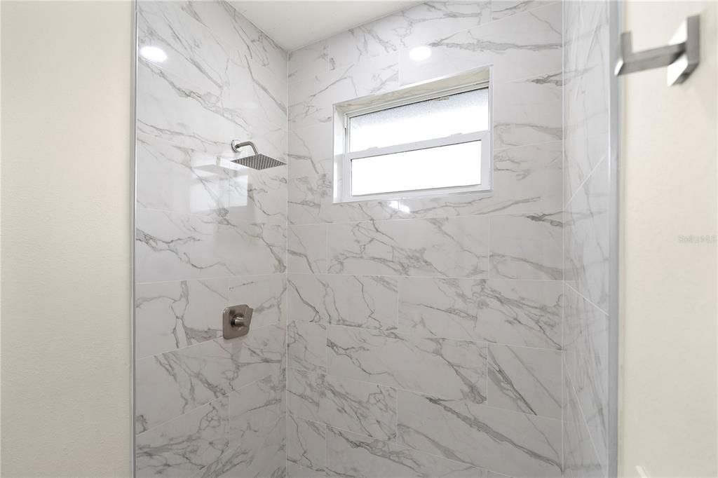 待售: $409,000 (3 贝兹, 2 浴室, 1792 平方英尺)