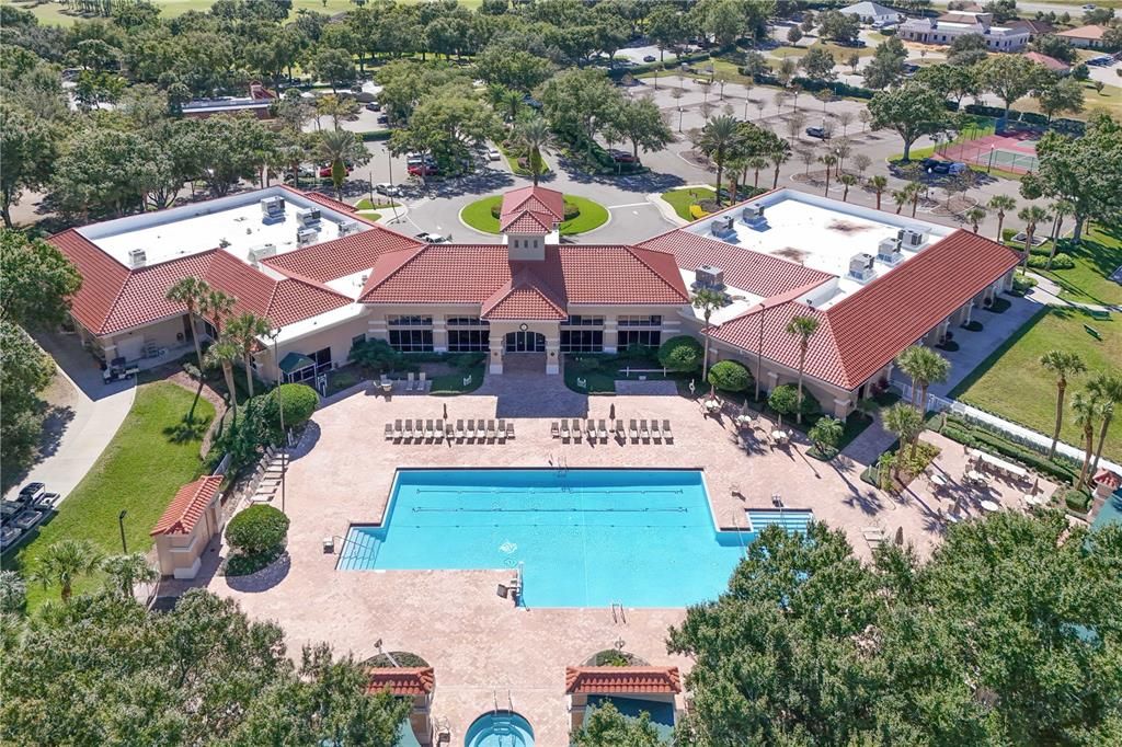 For Sale: $330,000 (2 beds, 2 baths, 1722 Square Feet)