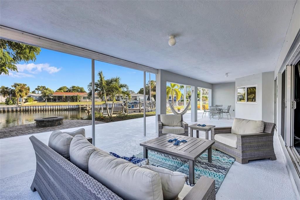 На продажу: $1,175,000 (4 спален, 3 ванн, 2269 Квадратных фут)