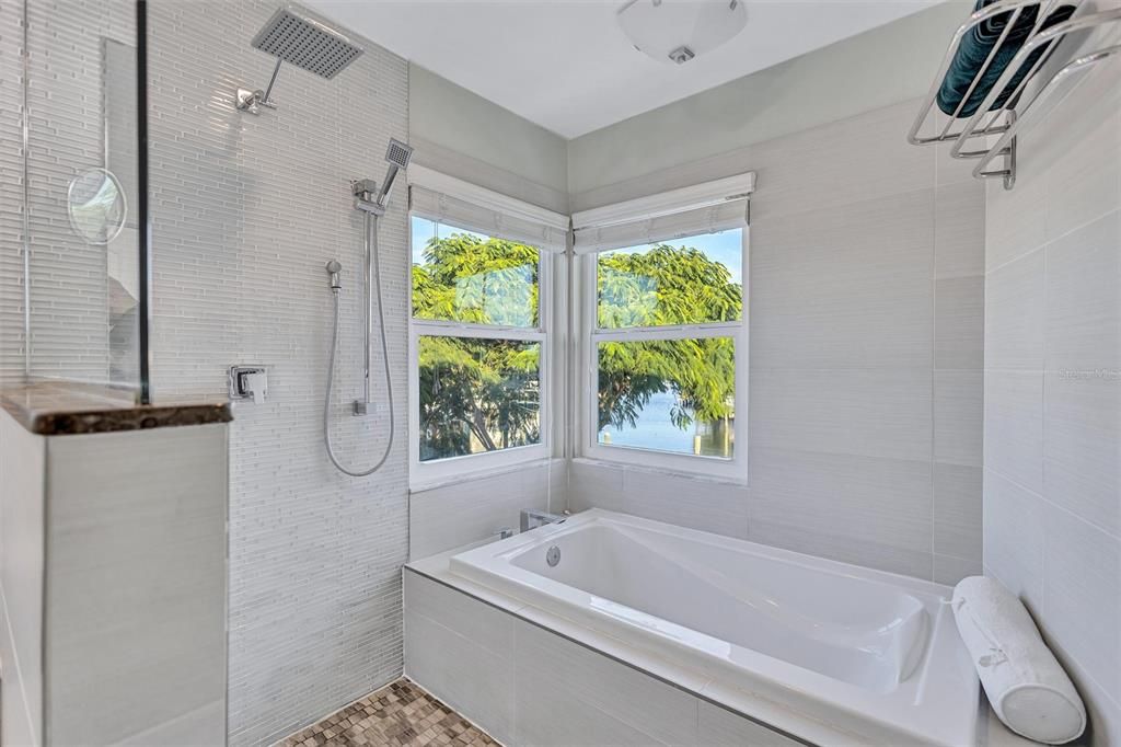 На продажу: $1,175,000 (4 спален, 3 ванн, 2269 Квадратных фут)