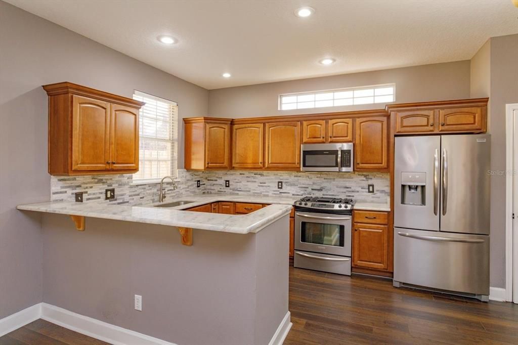 For Rent: $2,900 (3 beds, 2 baths, 1642 Square Feet)