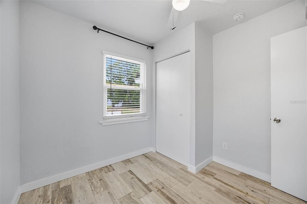 For Rent: $1,800 (2 beds, 1 baths, 648 Square Feet)