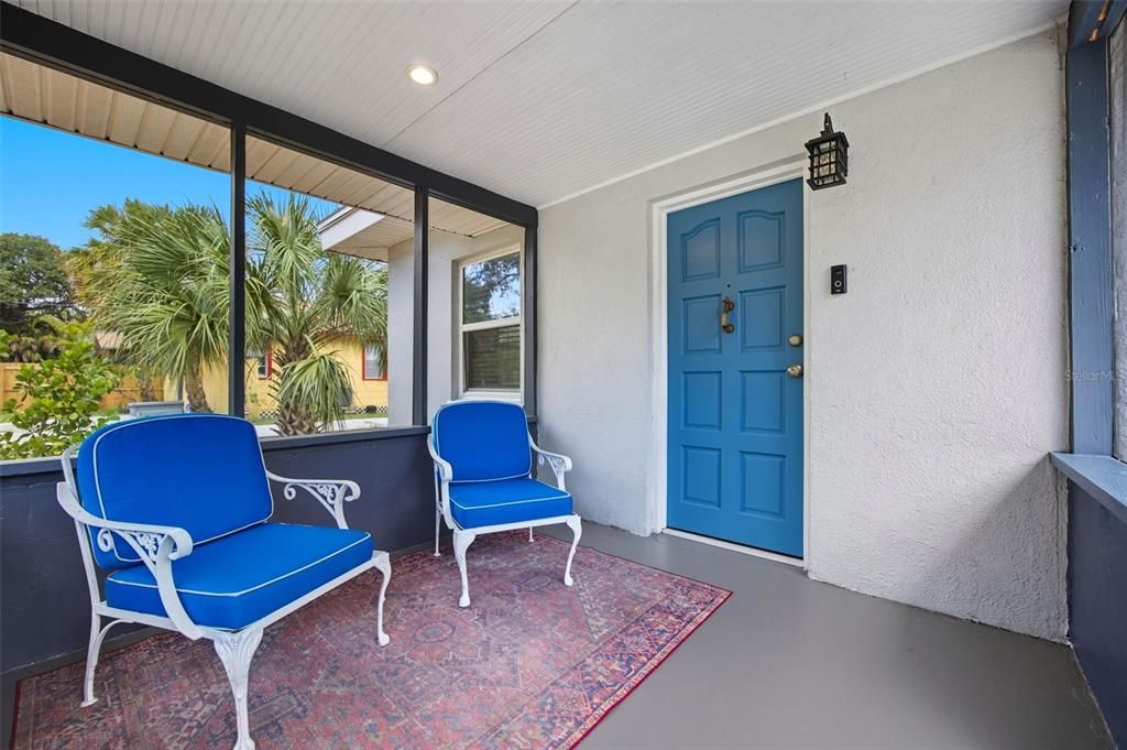 For Rent: $1,800 (2 beds, 1 baths, 648 Square Feet)