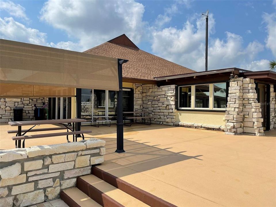 For Sale: $285,000 (3 beds, 3 baths, 1072 Square Feet)