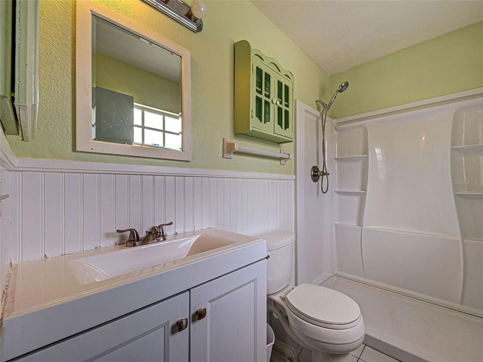 For Sale: $285,000 (3 beds, 3 baths, 1072 Square Feet)