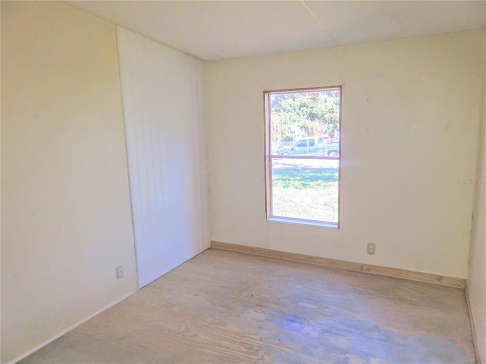 待售: $179,000 (3 贝兹, 2 浴室, 1144 平方英尺)