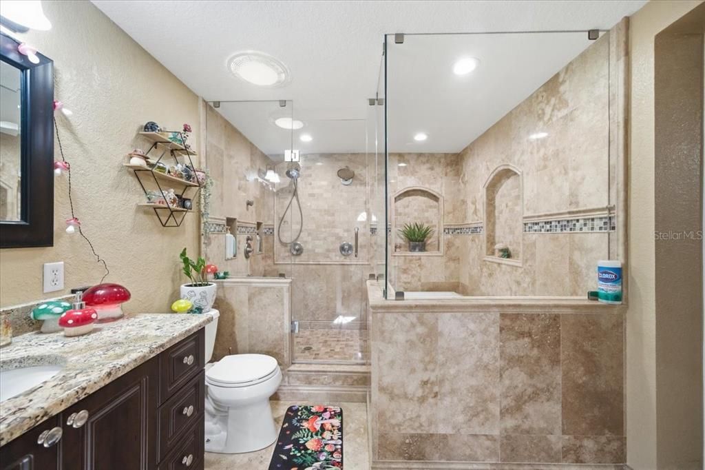 For Sale: $1,825,000 (7 beds, 6 baths, 5661 Square Feet)