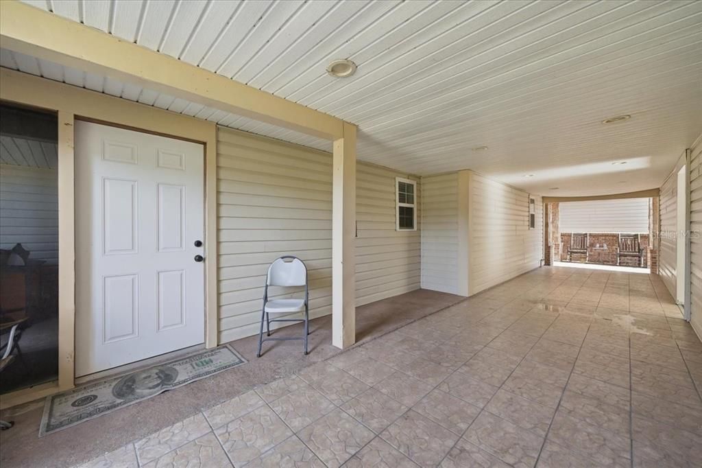 For Sale: $1,825,000 (7 beds, 6 baths, 5661 Square Feet)