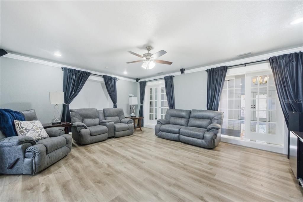 For Sale: $1,825,000 (7 beds, 6 baths, 5661 Square Feet)