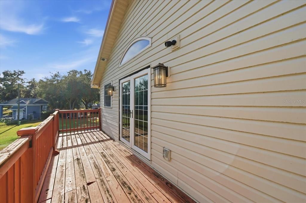 For Sale: $1,825,000 (7 beds, 6 baths, 5661 Square Feet)