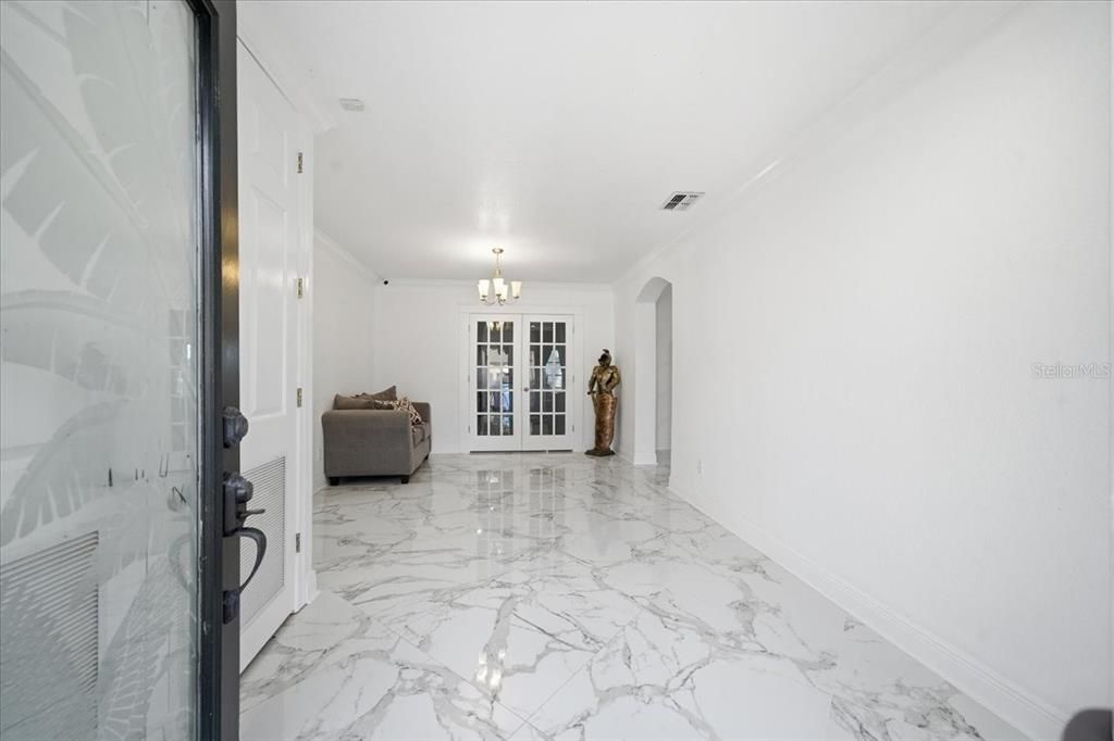 For Sale: $1,825,000 (7 beds, 6 baths, 5661 Square Feet)