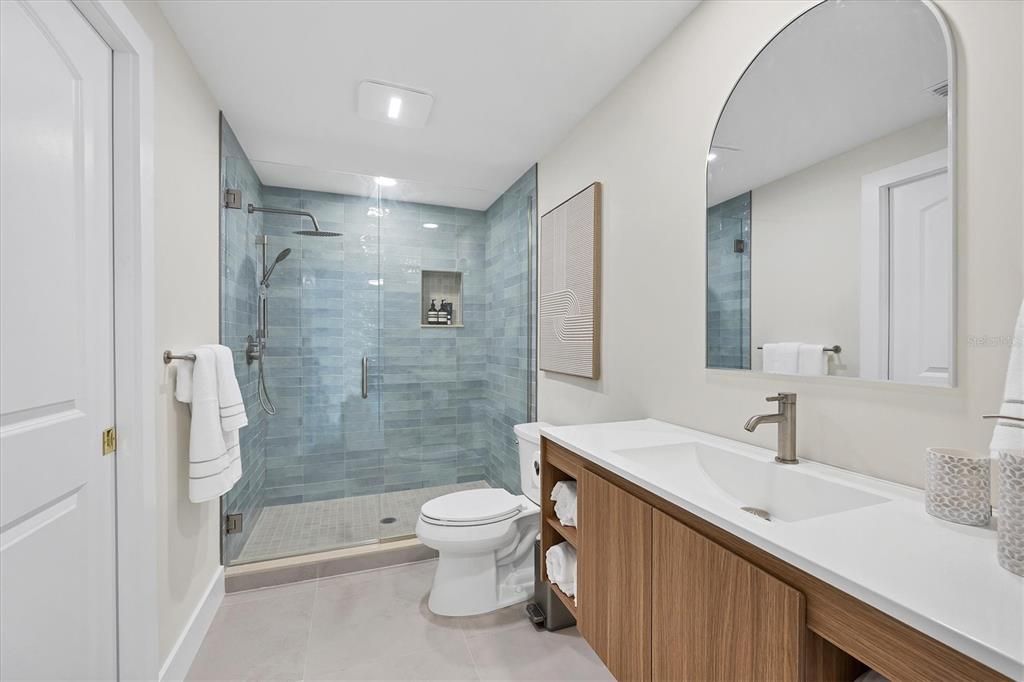 For Rent: $6,500 (4 beds, 3 baths, 2317 Square Feet)