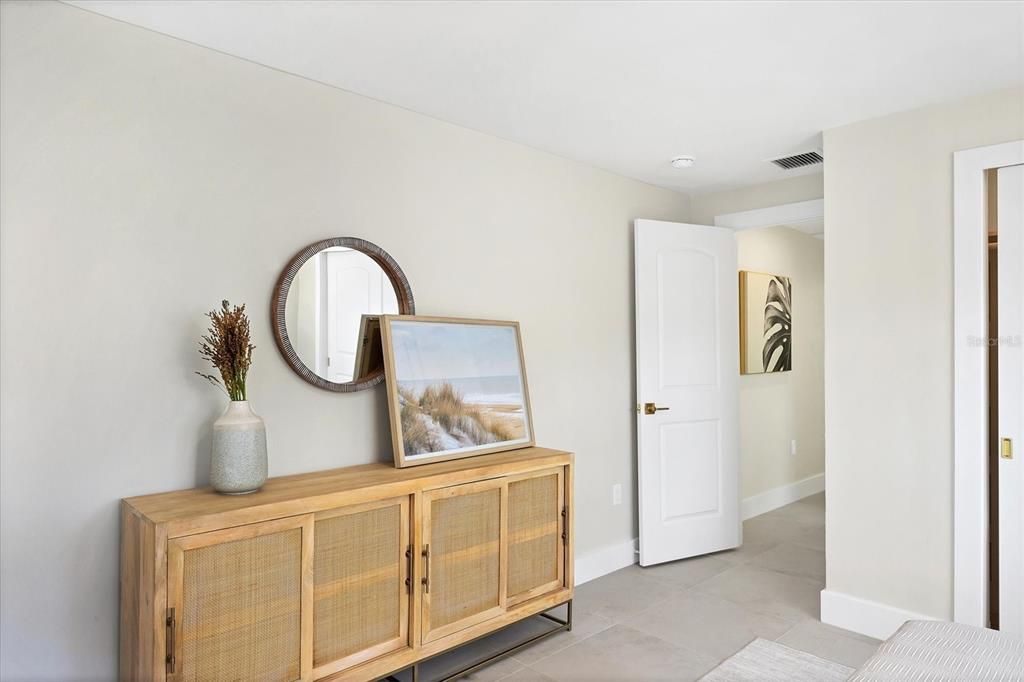 For Rent: $6,500 (4 beds, 3 baths, 2317 Square Feet)