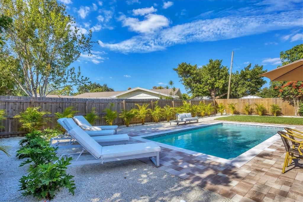 For Rent: $6,500 (4 beds, 3 baths, 2317 Square Feet)