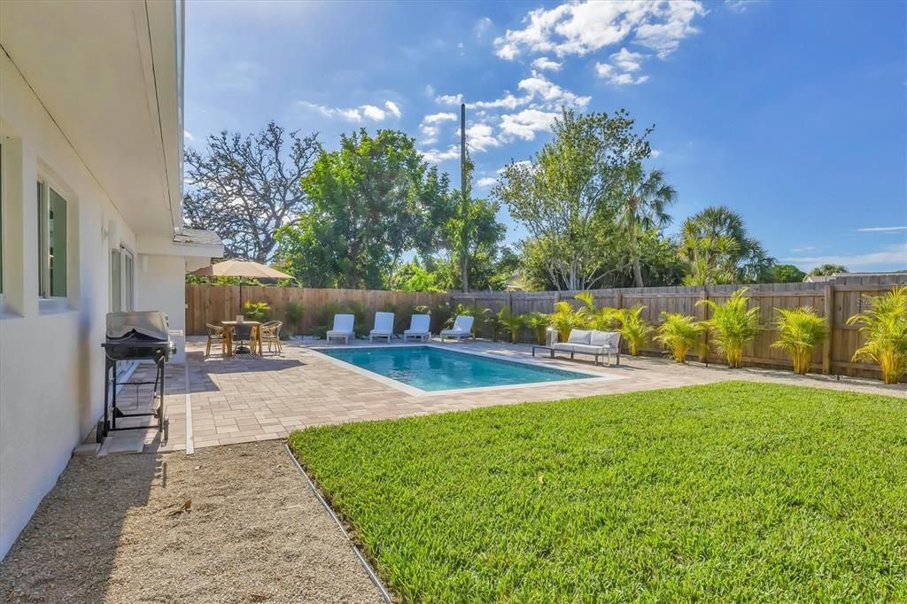 For Rent: $6,500 (4 beds, 3 baths, 2317 Square Feet)