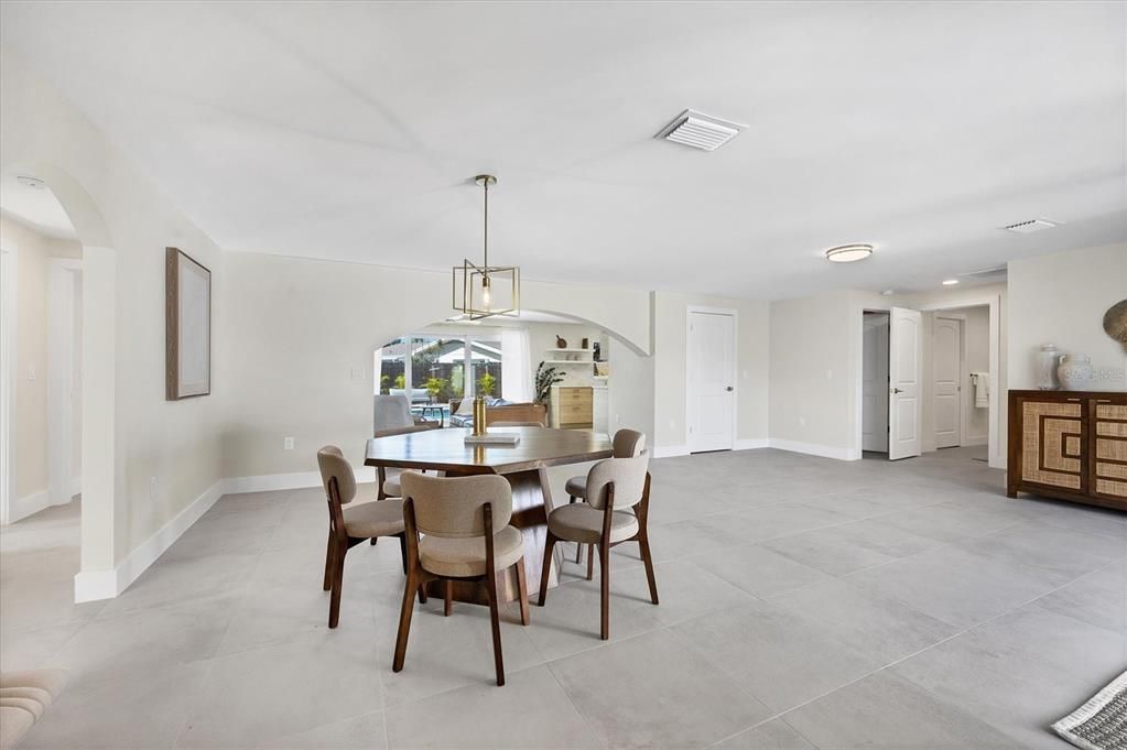 For Rent: $6,500 (4 beds, 3 baths, 2317 Square Feet)