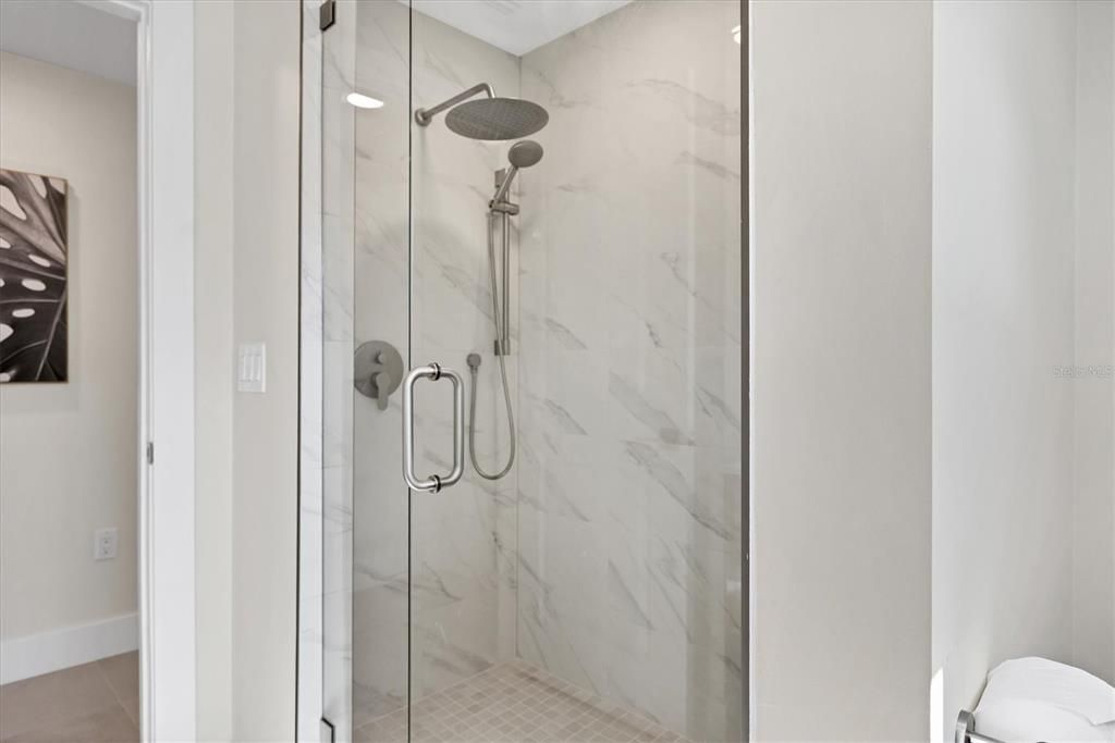 For Rent: $6,500 (4 beds, 3 baths, 2317 Square Feet)