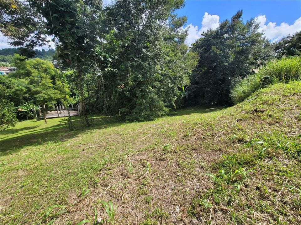 En Venta: $130,000 (1.07 acres)