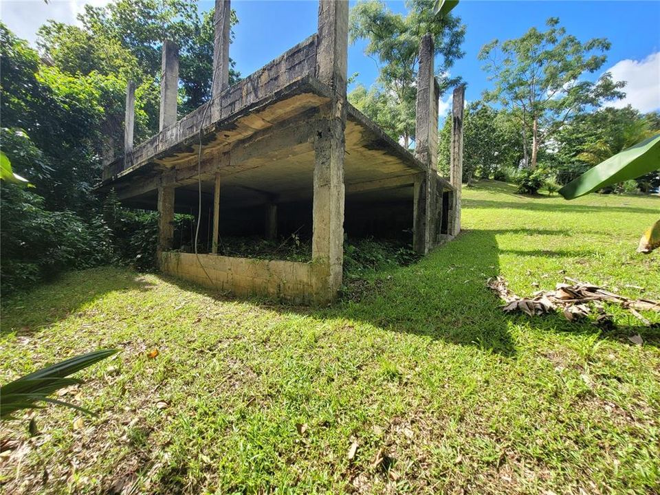 En Venta: $130,000 (1.07 acres)