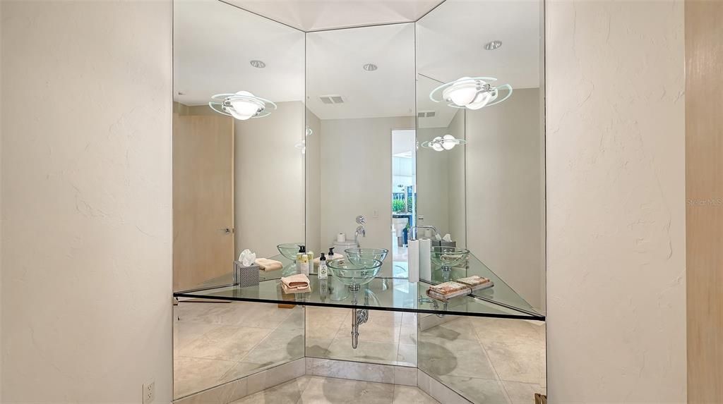 For Sale: $4,895,000 (4 beds, 5 baths, 5080 Square Feet)