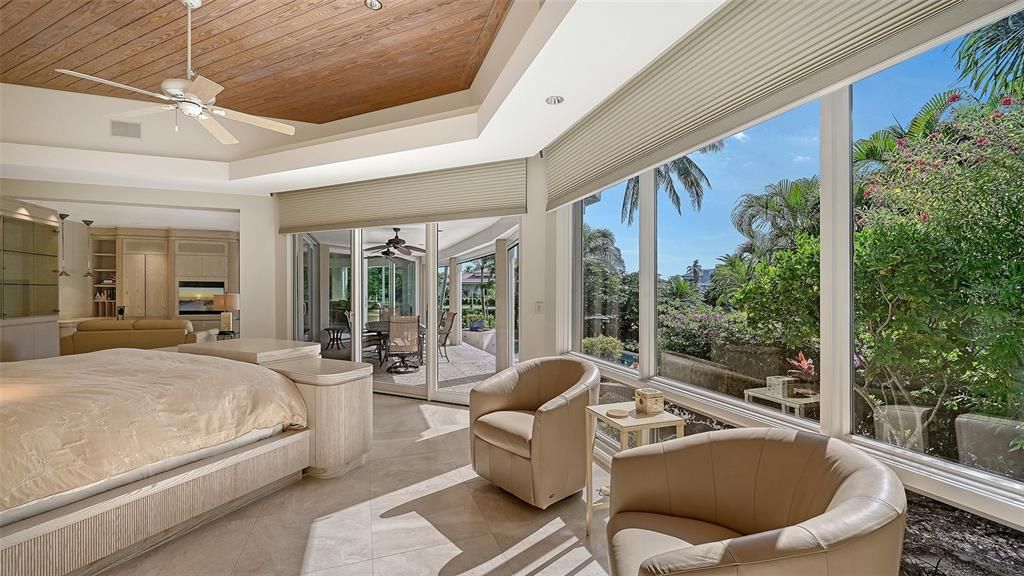 For Sale: $4,895,000 (4 beds, 5 baths, 5080 Square Feet)