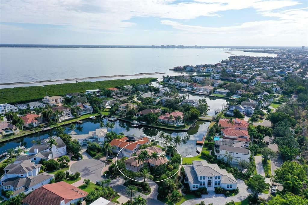 For Sale: $4,895,000 (4 beds, 5 baths, 5080 Square Feet)