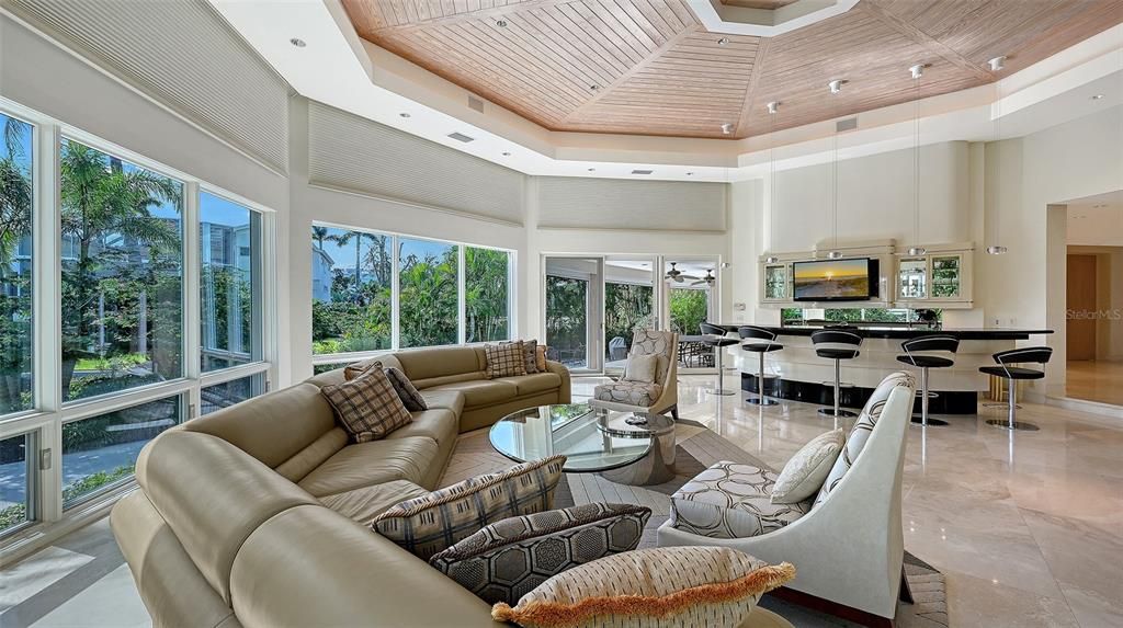 For Sale: $4,895,000 (4 beds, 5 baths, 5080 Square Feet)