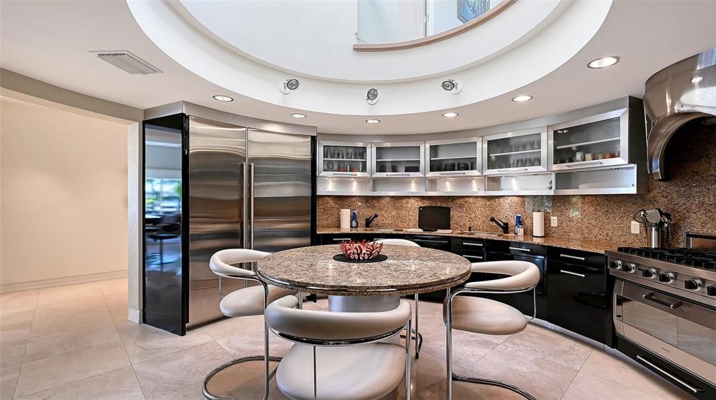 For Sale: $4,895,000 (4 beds, 5 baths, 5080 Square Feet)