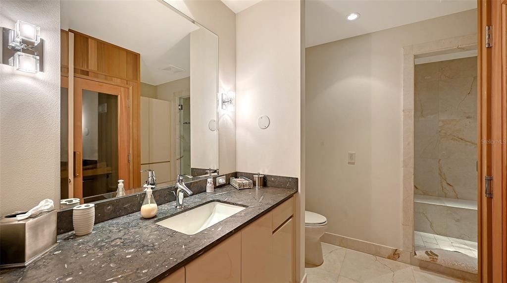 For Sale: $4,895,000 (4 beds, 5 baths, 5080 Square Feet)