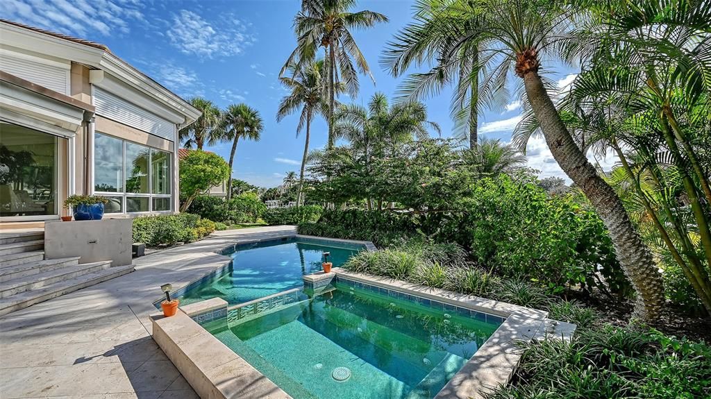 For Sale: $4,895,000 (4 beds, 5 baths, 5080 Square Feet)