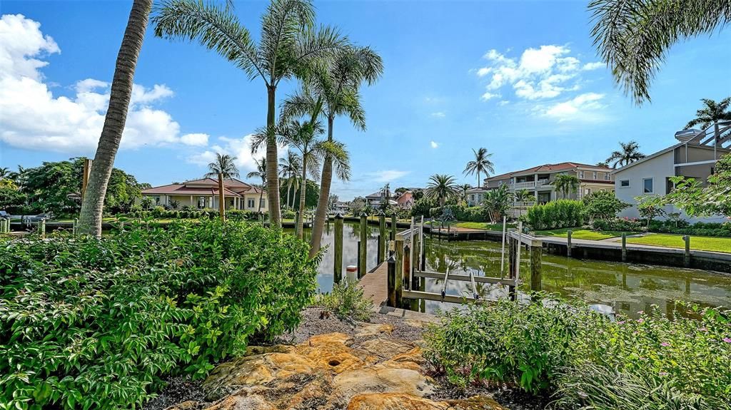 For Sale: $4,895,000 (4 beds, 5 baths, 5080 Square Feet)