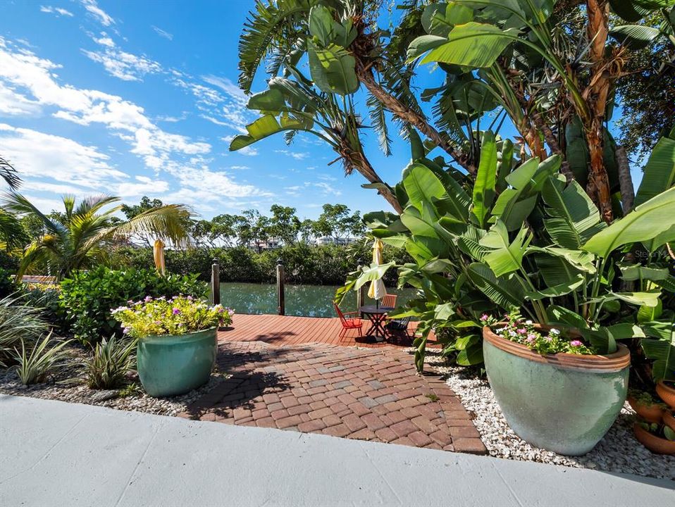 Под контрактом: $2,295,000 (3 спален, 3 ванн, 3407 Квадратных фут)