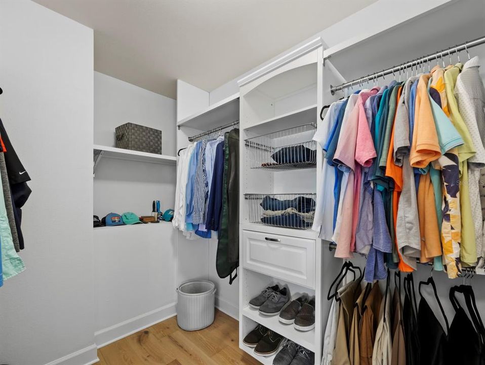 Под контрактом: $2,295,000 (3 спален, 3 ванн, 3407 Квадратных фут)