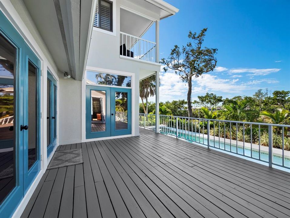 Под контрактом: $2,295,000 (3 спален, 3 ванн, 3407 Квадратных фут)