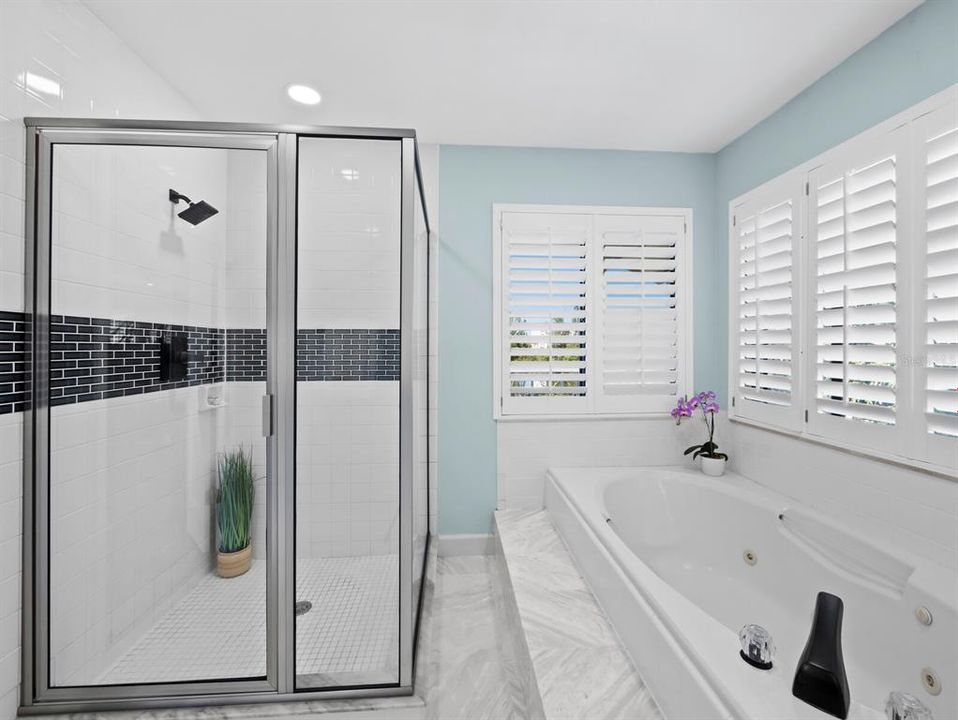 Под контрактом: $2,295,000 (3 спален, 3 ванн, 3407 Квадратных фут)