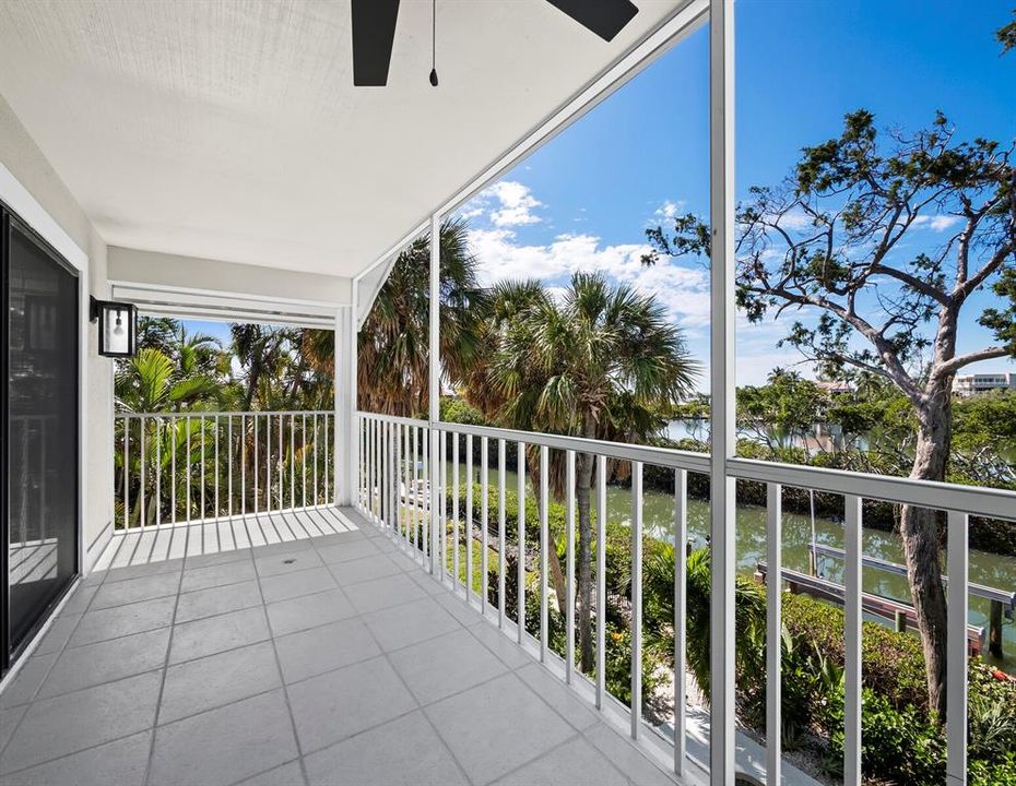 Под контрактом: $2,295,000 (3 спален, 3 ванн, 3407 Квадратных фут)