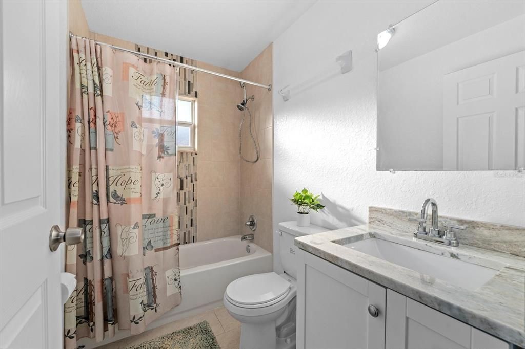 For Sale: $285,000 (3 beds, 2 baths, 1338 Square Feet)